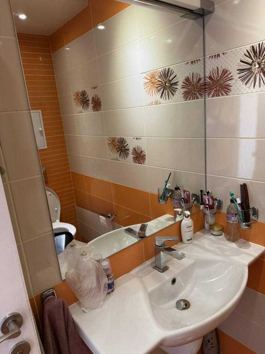 Продава се Двустаен апартамент в Пловдив, Център - 63 кв.м за 891 €/кв.м - Снимка #9