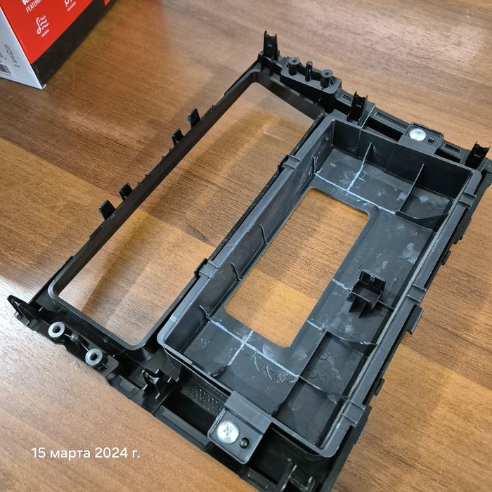 Паджеро 4 рамка для магнитолы оригинал