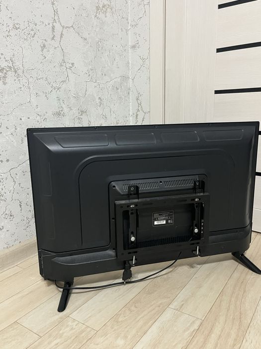 Продаю телевизор в очень хорошим состояние