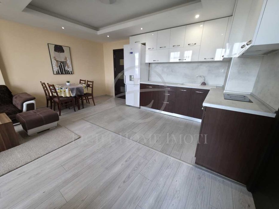Продава се Тристаен апартамент в Пловдив, Каменица 2 - 90 кв.м за 1889 €/кв.м - Снимка #3
