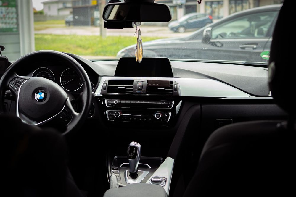 Bmw f30/f31 seria 320d XDrive facelift