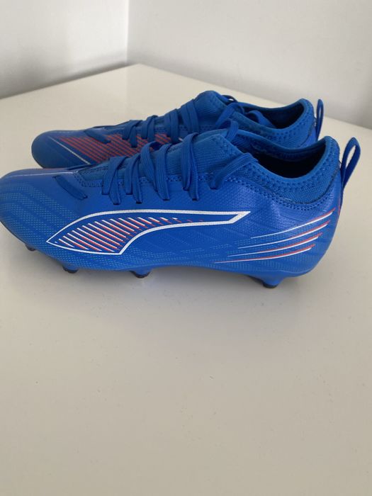 Ghete fotbal Puma Ultra 6 Match marimea 37