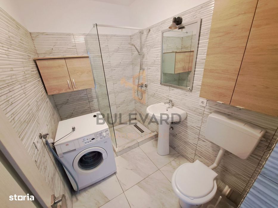 Apartament 2 camere cu parcare, zona Metro!