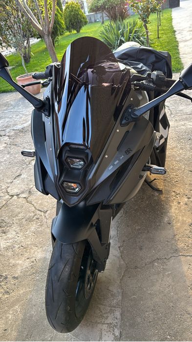Suzuki GSX-8R 2024