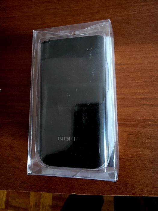 Nokia 2720 Flip srochna sotiladi