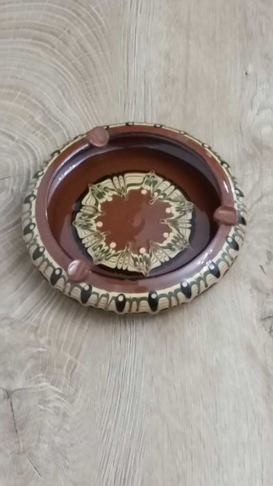 Глинен  пепелник