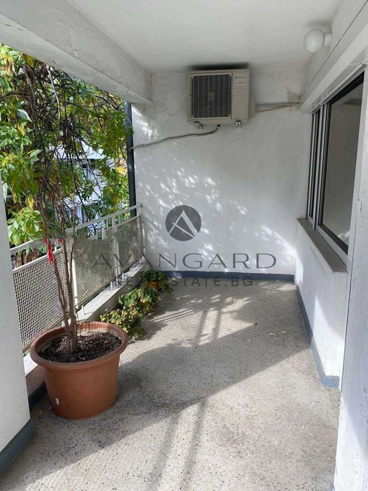 Продава се Четиристаен апартамент в Пловдив, Тракия - 156 кв.м за 2652 €/кв.м - Снимка #12