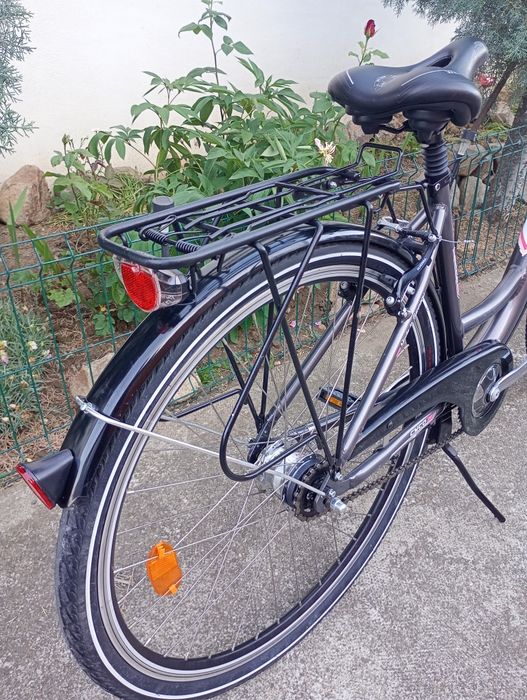 Vând bicicletă damă CYCO,roți 28,cu 7 vit Nexus,frână picior !