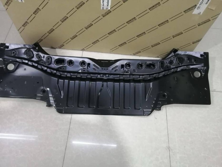 Фартук Камри 70/75  Задняя панель