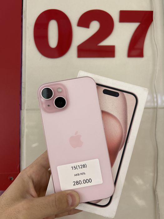 Iphone 15 на 128гб акб 90