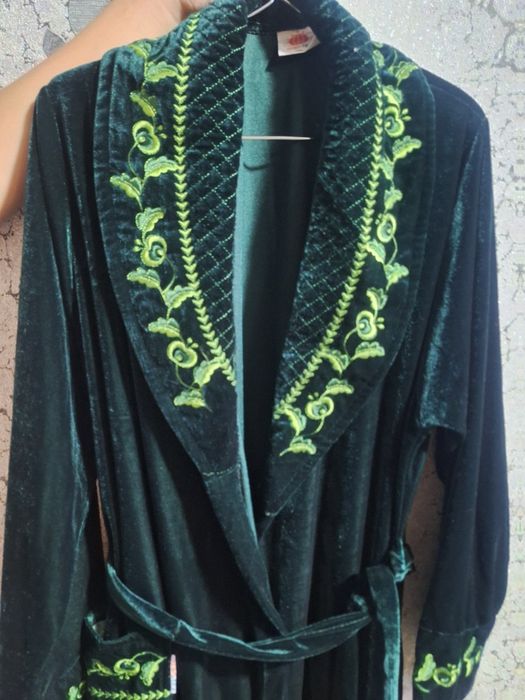 Ayollar uchun villur xalat yangi