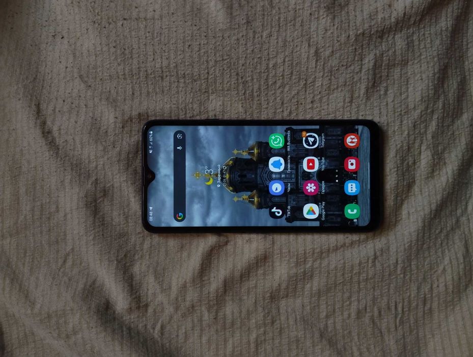 Galaxy A20 в нормальном