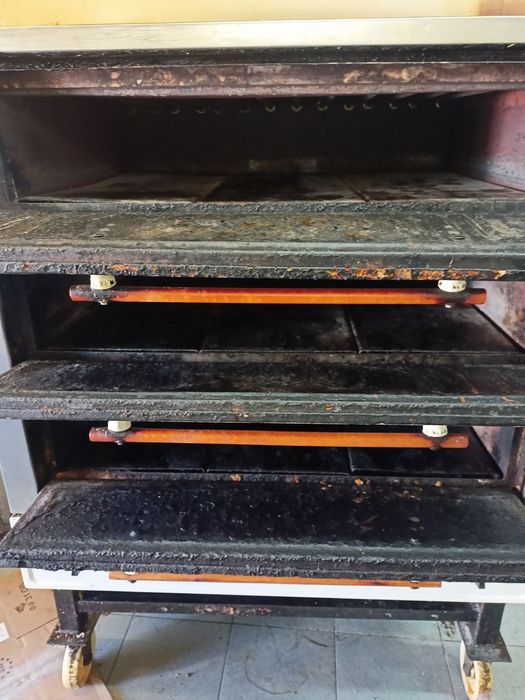 Оборудване за пекарна,вертикални хладилници,печки