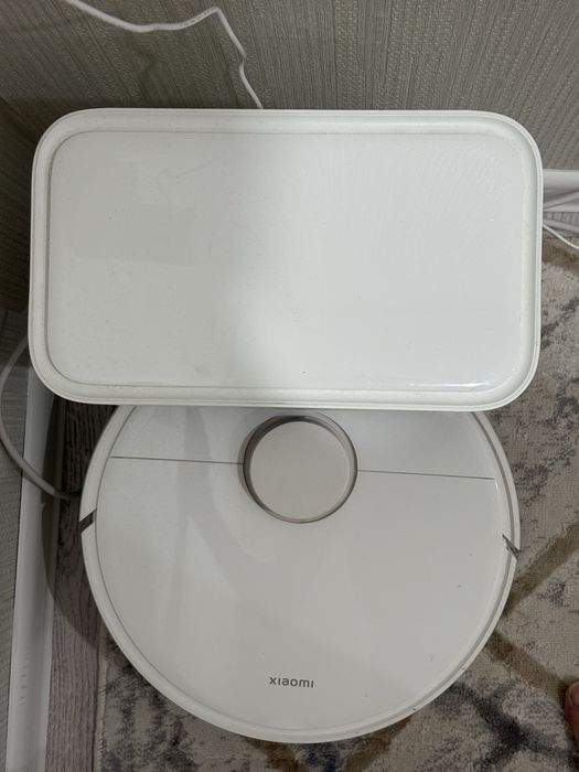 Продам робот-пылесос Xiaomi Robot Vacuum X10