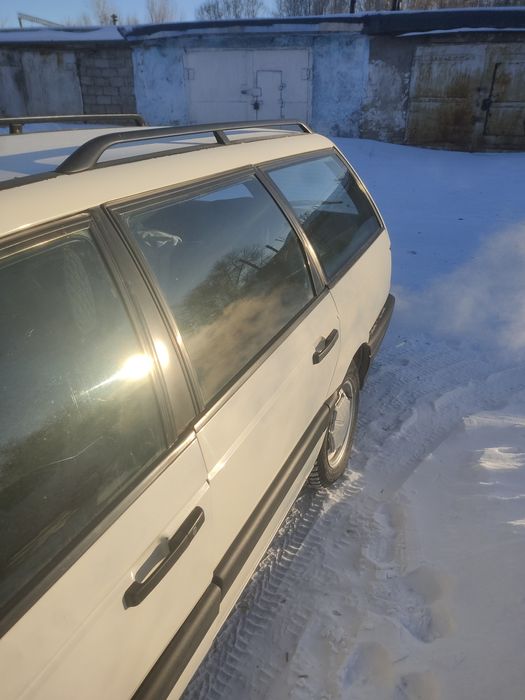 Продам Фольксваген Пассат Б3 универсал