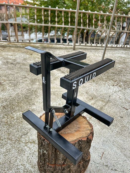 Стойки за кросови мотори