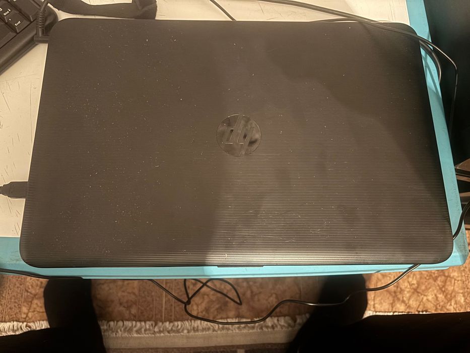 Лаптопа работи но има нужда от престалация