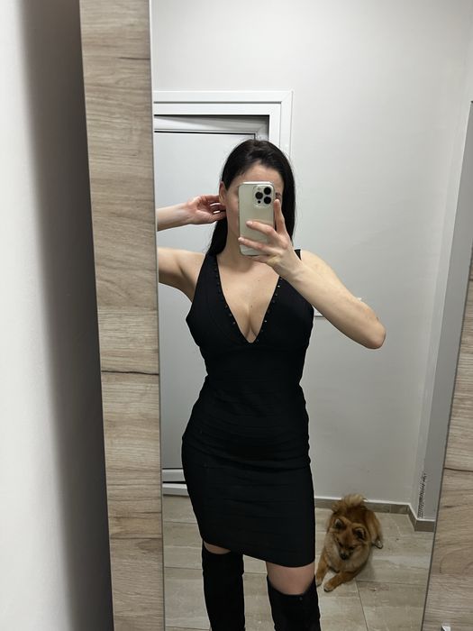 Дантелена рокля guess