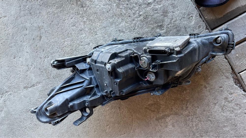 Передний фары камри 70 оригинал