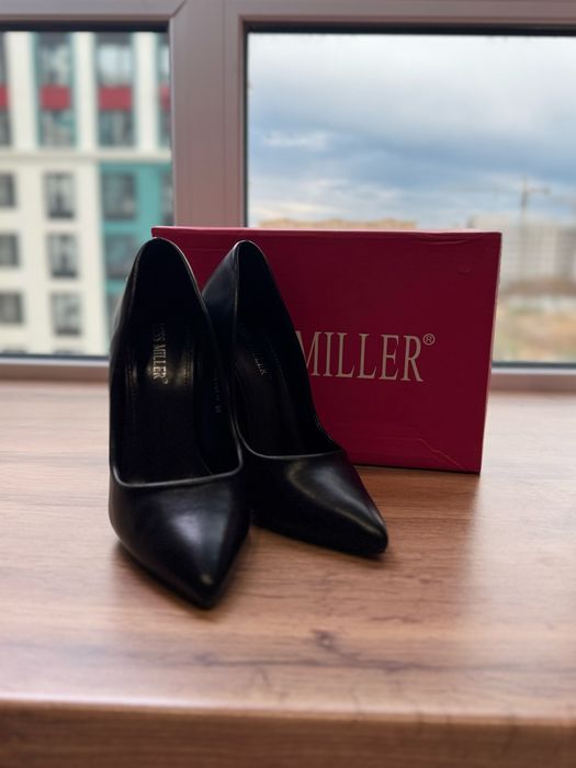 продам женские туфли 36 р