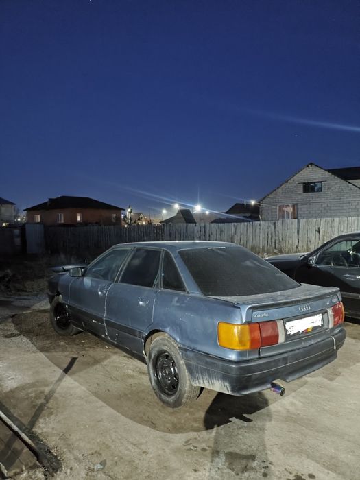 Продам Ауди 80 б3 на карбюраторе
