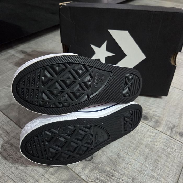 Bascheti tenisi copii Converse unisex~marime 29~ca NOI
