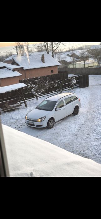 Opel astra h 1.6 benzina motor refăcut de la 0