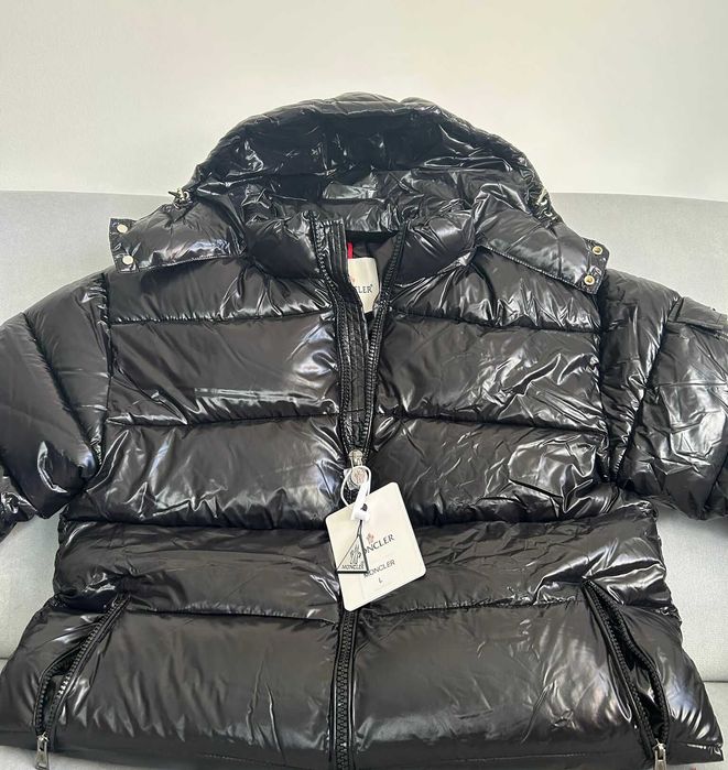 SPECIAL - Geaca neagra Moncler shiny lucioasa pentru iarna Maya cu puf