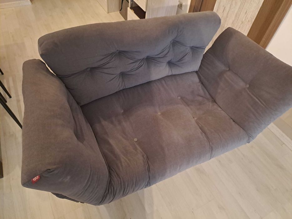 Canapea 2 persoane, gri antracit, brate extensibile