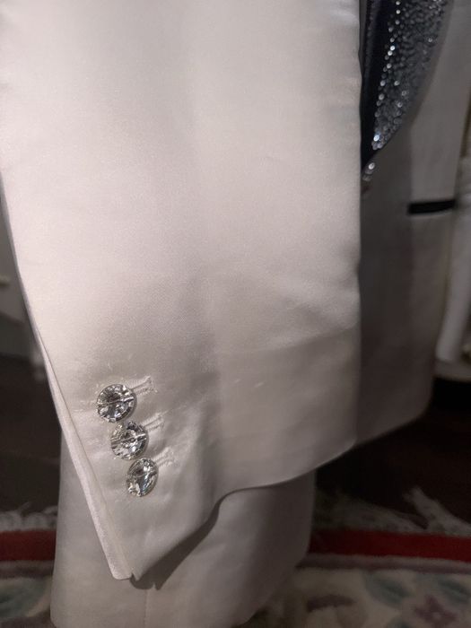 Costum Filip Cezar