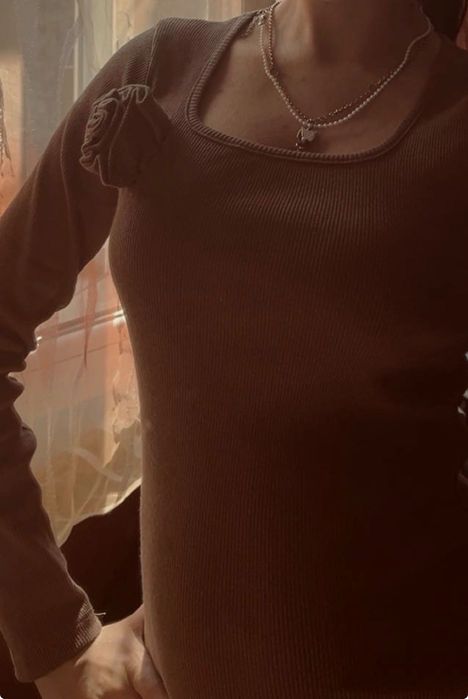 Мили дами запазени рокли поръчайте сега !