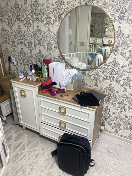 Косметический стол