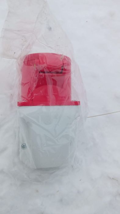 Продам розетки 32 А