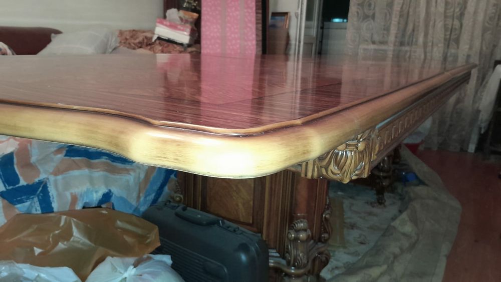 Роскошный Стол гостинный 3 м