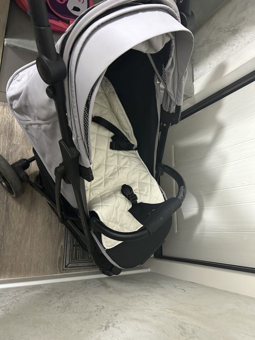 Продам коляску детскую