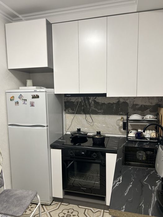 Продам кухнонный гарнитур