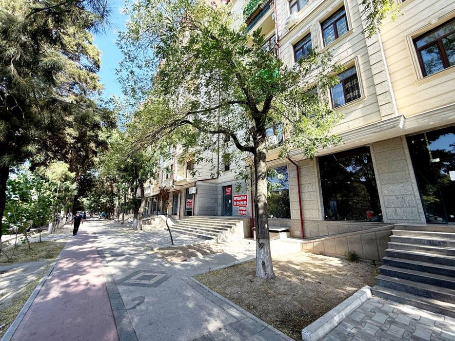 Продаётся Не Жилое Помещения Алмазарский район Ор-р Джами Базар