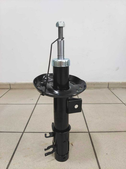 Амортизатор передний Cobalt