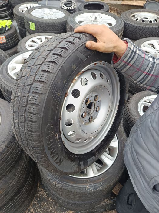 Roți Mercedes 205 65 16 c