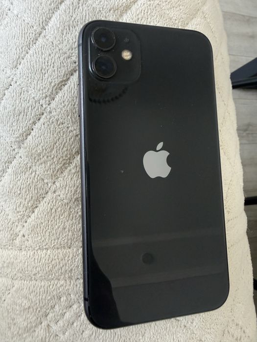 Iphone 11 в хорошем состоянии