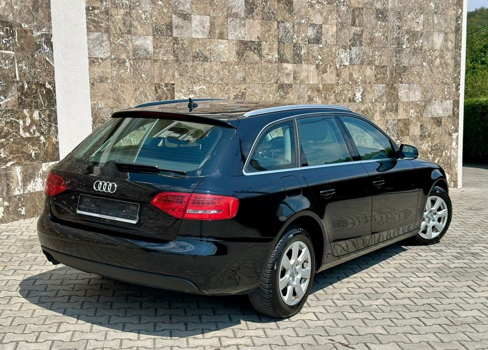 AUDI A4 Avant 2012 — imagine 3