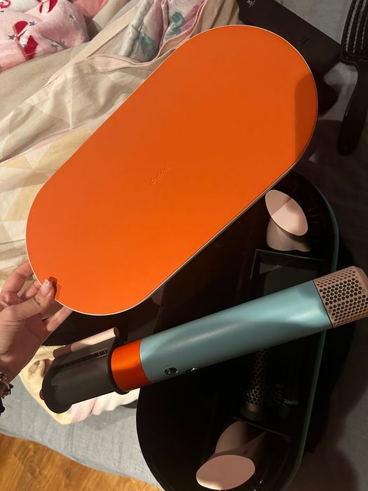 Dyson airwrap маша и сешоар