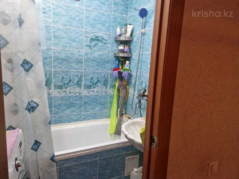 Продам 2 ком улучшенной планировки в 8мкр