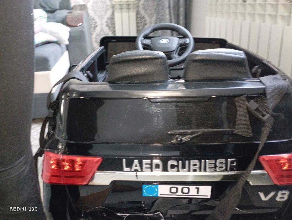 Машина детская электромобиль