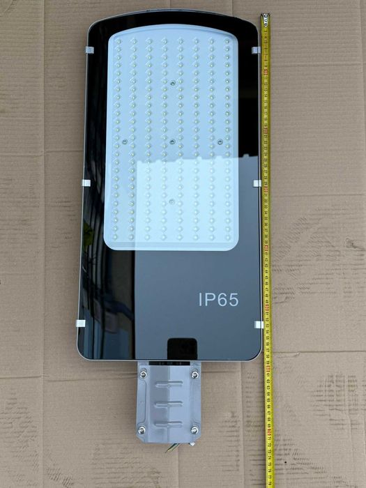 Lampa solara stradala