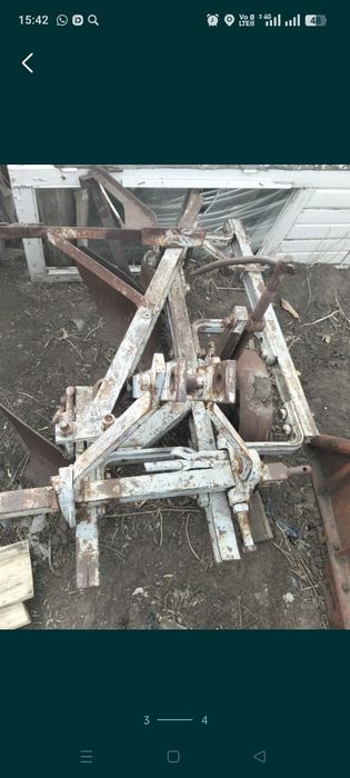 Продам плуг двухкорпусной
