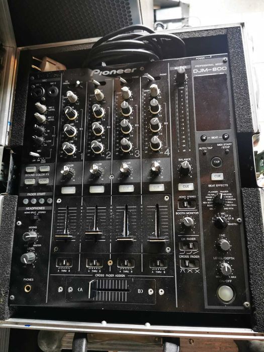 Mixer Pioneer DJM 800 plus Case... Nu trimit,