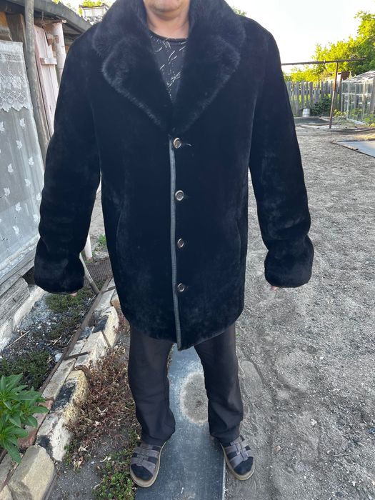 Продается шуба мутон