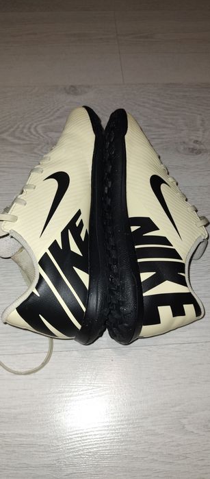 Adidași fotbal Nike Mercurial