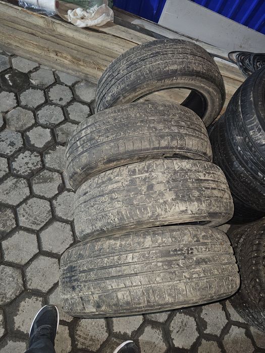 Продам резину комплект